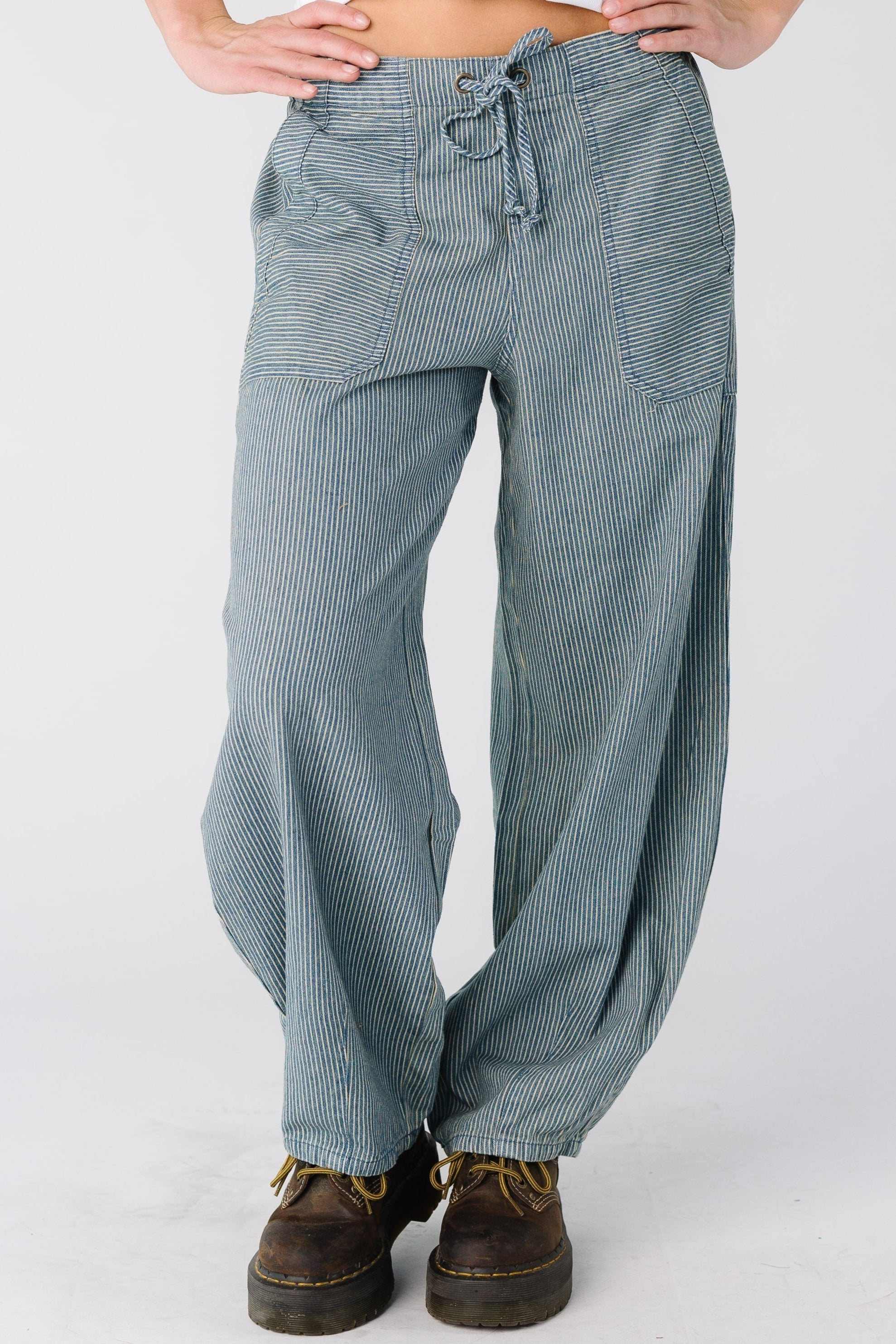 Pantalon parachute en jean rayé Atlantis