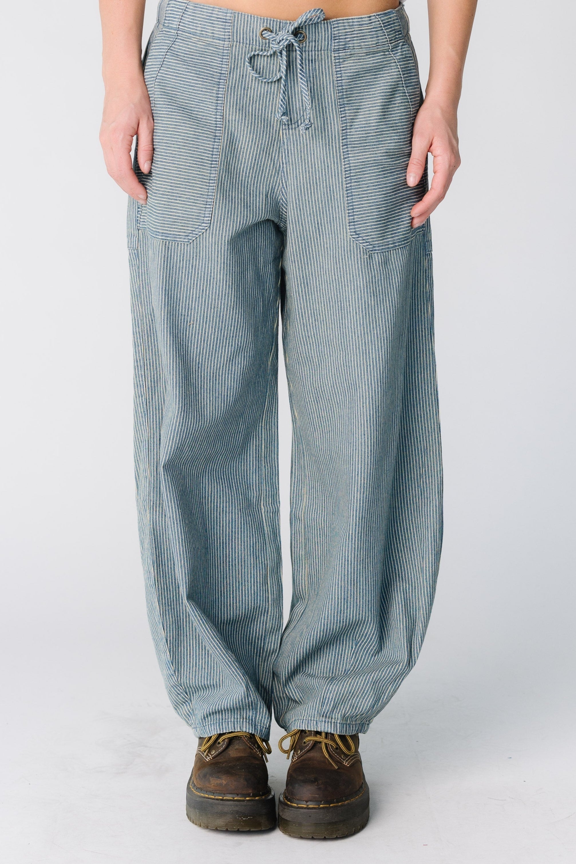 Pantalon parachute en jean rayé Atlantis